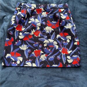 JCREW Floral Patterned Skirt (Size 2 fits like a 4)